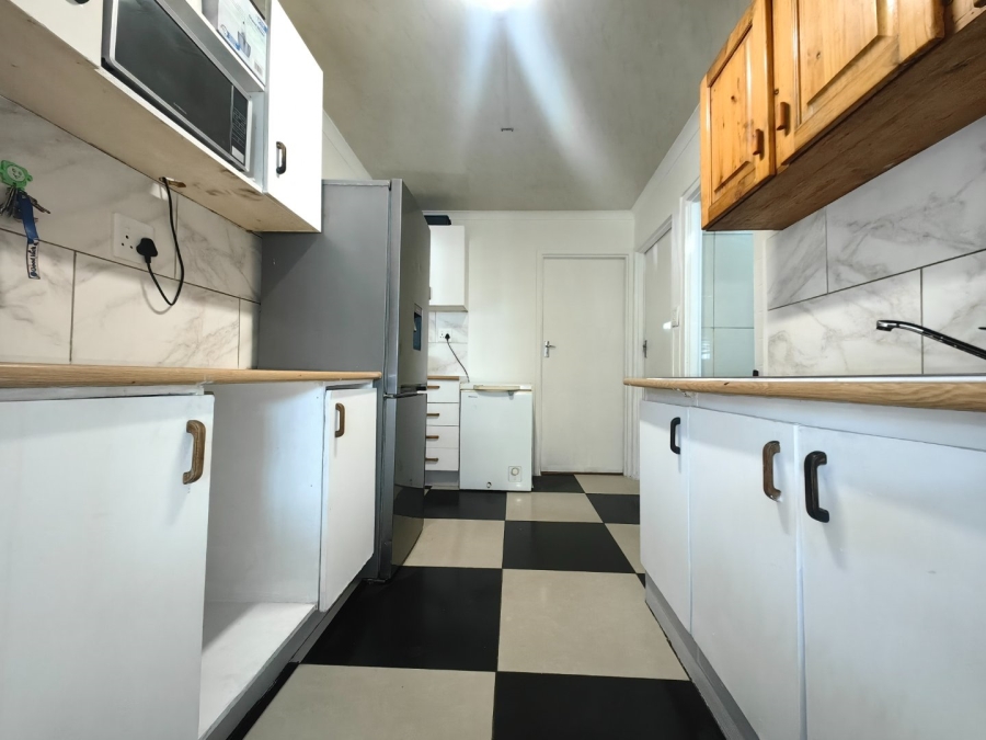 4 Bedroom Property for Sale in Eastridge Western Cape